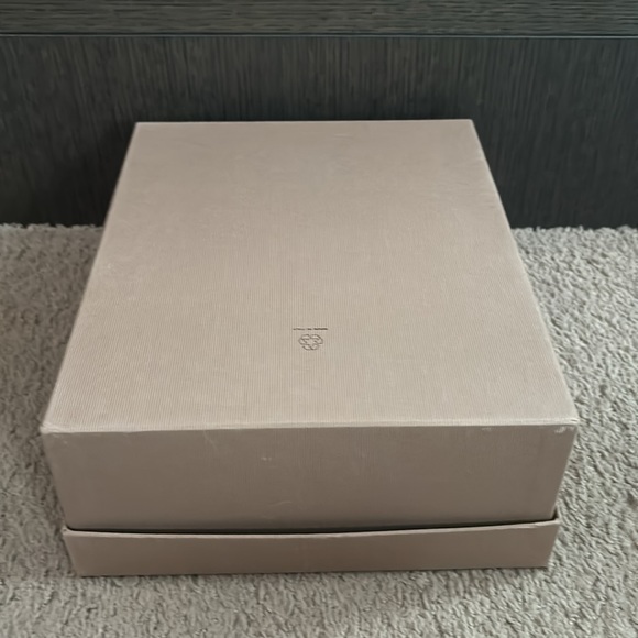 Gianvito Rossi empty box only - Picture 5 of 6
